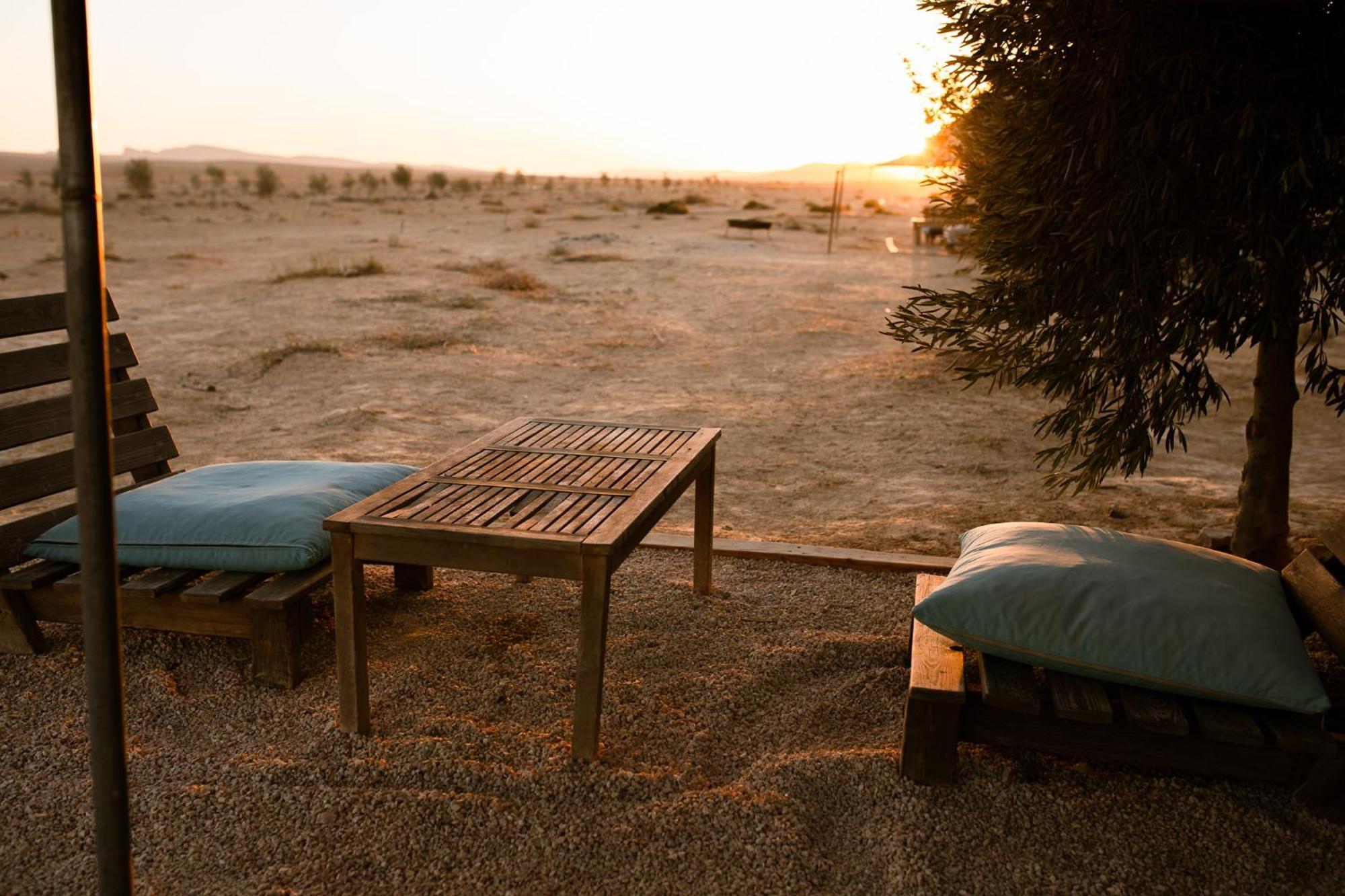 Skyline Eco-Camp Hotel Mitzpe Ramon Bagian luar foto